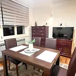 Apartment Lini